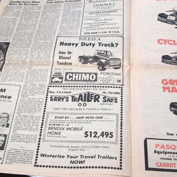 Vintage Newspaper 1975 Naicam Saskatchewan Community Booter - Lake Lenore Rail - Picture 5 of 7